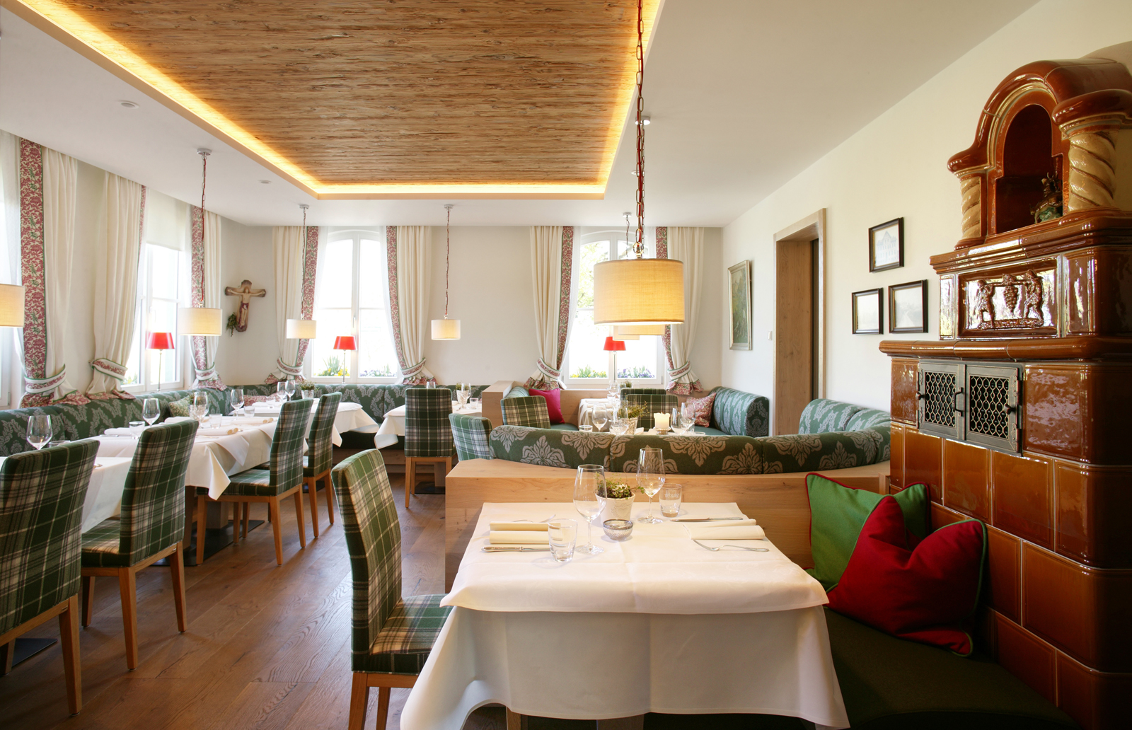 Restaurant - Landgasthof-Hotel Hirsch Altensteig/Überberg